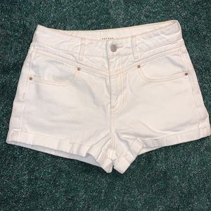 white pacsun shorts